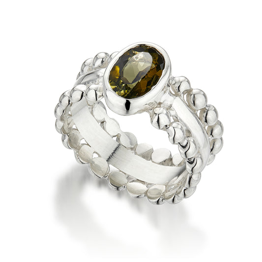 Solitaire Dancing Apsara Ring